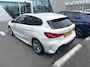 BMW 1-Serie 118i M-Sport Automaat l Suede Sportstoelen l LED Verlichting l Panoramadak l Navigatie l Parkeersensoren l Digital Dash l