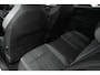 Volkswagen Golf 1.5 eTSI R-Line | Pano | DAB | HUD | Camera