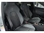 Volkswagen Golf 1.5 eTSI R-Line | Pano | DAB | HUD | Camera