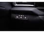 Volkswagen T-Roc R-Line 1st Edition 1.5 eTSI 150pk DSG Automaat Trekhaak, Adaptive cruise control, LED matrix koplampen, Navigatie, Achteruitrijcamera, Elektrische achterklep