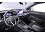 Volkswagen T-Roc R-Line 1st Edition 1.5 eTSI 150pk DSG Automaat Trekhaak, Adaptive cruise control, LED matrix koplampen, Navigatie, Achteruitrijcamera, Elektrische achterklep