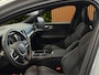 Volvo V60 2.0 T8 Plug-in hybrid AWD Plus Dark | Pano | Head-up | 360Cam | Sportstoelen | Stoel/Stuurverw.|Harman&Kardon