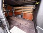 Opel Vivaro 2.0CDTI 145PK L3H1 3-Persoons Trekhaak 360°Camera Airco Navi Apple Carplay Android Auto Bluetooth Regen-Lichtsensor Cruise Control Betonplex Vloer Lat om lat betimmering Schuifdeur 2.500KG Trekgewicht Origineel Nederlandse Auto