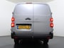 Opel Vivaro 2.0CDTI 145PK L3H1 3-Persoons Trekhaak 360°Camera Airco Navi Apple Carplay Android Auto Bluetooth Regen-Lichtsensor Cruise Control Betonplex Vloer Lat om lat betimmering Schuifdeur 2.500KG Trekgewicht Origineel Nederlandse Auto