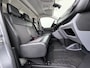 Opel Vivaro 2.0CDTI 145PK L3H1 3-Persoons Trekhaak 360°Camera Airco Navi Apple Carplay Android Auto Bluetooth Regen-Lichtsensor Cruise Control Betonplex Vloer Lat om lat betimmering Schuifdeur 2.500KG Trekgewicht Origineel Nederlandse Auto