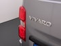 Opel Vivaro 2.0CDTI 145PK L3H1 3-Persoons Trekhaak 360°Camera Airco Navi Apple Carplay Android Auto Bluetooth Regen-Lichtsensor Cruise Control Betonplex Vloer Lat om lat betimmering Schuifdeur 2.500KG Trekgewicht Origineel Nederlandse Auto