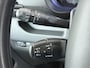 Opel Vivaro 2.0CDTI 145PK L3H1 3-Persoons Trekhaak 360°Camera Airco Navi Apple Carplay Android Auto Bluetooth Regen-Lichtsensor Cruise Control Betonplex Vloer Lat om lat betimmering Schuifdeur 2.500KG Trekgewicht Origineel Nederlandse Auto