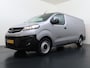 Opel Vivaro 2.0CDTI 145PK L3H1 3-Persoons Trekhaak 360°Camera Airco Navi Apple Carplay Android Auto Bluetooth Regen-Lichtsensor Cruise Control Betonplex Vloer Lat om lat betimmering Schuifdeur 2.500KG Trekgewicht Origineel Nederlandse Auto