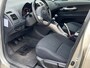 Toyota Auris 1.6-16V Luna Business CLIMA TREKHAAK APK N.A.P.