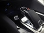 Peugeot 5008 1.2 PureTech Allure 7 Persoons Automaat (APPLE CARPLAY, GROOT NAVI, 360 CAMERA, LEDER, SPORTSTOELEN, KEYLESS, TREKHAAK, GETINT GLAS, NIEUWSTAAT)