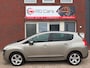Peugeot 3008 1.6 THP ST / AUT / Pano / Navi / Clima / PDC