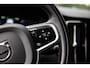 Volvo V60 2.0 T8 Recharge AWD R-Design , Trekhaak, Cruise control, Achterstoelen verwarmd,