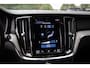 Volvo V60 2.0 T8 Recharge AWD R-Design , Trekhaak, Cruise control, Achterstoelen verwarmd,