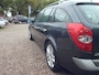 Renault Laguna Grand Tour 2.0-16V Dynamique Automaat - Airco - Navigatie