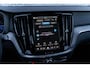 Volvo V60 2.0 T6 Plug-in Hybrid AWD Plus Dark | PHEV Long Range | Trekhaak | Sportstoelen | Harman Kardon Audio | 360 Graden Camera | Stoelverwarming voor en achter | Keyless Entry | Elektrische Achterklep | Elektrisch Verstelbare Voorstoelen | Cruise Control Adaptief | BLIS | Google Navigatie | Apple Carplay | Android Auto