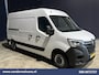 Renault Master 2.3 dCi 136pk L2H2 Euro6 Airco | Navigatie | Camera | Cruisecontrol | LED | 2500kg Trekhaak Parkeersensoren, Bijrijdersbank