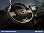 Renault Master 2.3 dCi 136pk L2H2 Euro6 Airco | Navigatie | Camera | Cruisecontrol | LED | 2500kg Trekhaak Parkeersensoren, Bijrijdersbank