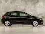 Volkswagen Polo 1.0 TSI Sportline (APPLE CARPLAY, LM VELGEN, SPORTSTOELEN, CRUISE, LED ACHTERLICHTEN, NIEUWSTAAT)