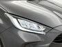 Toyota Yaris 1.5 Hybrid 115 Dynamic Comfort Pack | BTW Voertuig | Dodehoek detectie | Stoel+stuurverwarming | Parkeersensoren voor+achter | Draadloze telefoonlader | Navigatie | Apple CarPlay/Android Auto | Cruise Control Adaptive |
