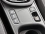 Toyota Yaris 1.5 Hybrid 115 Dynamic Comfort Pack | BTW Voertuig | Dodehoek detectie | Stoel+stuurverwarming | Parkeersensoren voor+achter | Draadloze telefoonlader | Navigatie | Apple CarPlay/Android Auto | Cruise Control Adaptive |