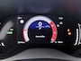 Toyota Yaris 1.5 Hybrid 115 Dynamic Comfort Pack | BTW Voertuig | Dodehoek detectie | Stoel+stuurverwarming | Parkeersensoren voor+achter | Draadloze telefoonlader | Navigatie | Apple CarPlay/Android Auto | Cruise Control Adaptive |