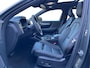 Volvo XC40 2.0 B4 Plus Dark | Panoramadak | 20'' velgen | Lederen bekleding |