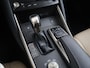 Lexus IS 300h Luxury Line | Schuif/Kantel Dak | Lederen bekleding | Stoelverwarming | Elektrisch verstelbare voorstoelen | Navigatie | Cruise Control Adaptive | Achteruitrijcamera | Climate Control |