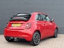Fiat 500C La Prima 42 kWh SOH 95,6% | Stoelverwarming | Cabrio | Sensoren Voor + Achter | Camera | Adaptive Cruise Control | Navigatie | CarPlay |