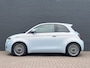 Fiat 500 Icon 42 kWh SOH 92,8% | Stoelverwarming | Glazendak | Sensoren Voor + Achter | Camera | Adaptive Cruise Control | Navigatie | CarPlay |