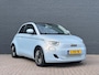 Fiat 500 Icon 42 kWh SOH 92,8% | Stoelverwarming | Glazendak | Sensoren Voor + Achter | Camera | Adaptive Cruise Control | Navigatie | CarPlay |