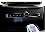 Volvo XC90 2.0 T8 AWD 335kW/456pk Aut8 Recharge Ultra Bright 7P LUCHTVERING + HARMAN/KARDON + MASSAGE + ALCANTARA HEMEL + ADAPT.CRUISE + PANORAMADAK + HEAD-UP + STOELVERWARMIN V&A + STUURVERWARMING + LEDEREN DASHBOARD + 360 CAMERA + STOELVENTILATIE + 21" LM-VELGEN!!
