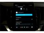 Volvo XC90 2.0 T8 AWD 335kW/456pk Aut8 Recharge Ultra Bright 7P LUCHTVERING + HARMAN/KARDON + MASSAGE + ALCANTARA HEMEL + ADAPT.CRUISE + PANORAMADAK + HEAD-UP + STOELVERWARMIN V&A + STUURVERWARMING + LEDEREN DASHBOARD + 360 CAMERA + STOELVENTILATIE + 21" LM-VELGEN!!