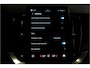 Volvo XC90 2.0 T8 AWD 335kW/456pk Aut8 Recharge Ultra Bright 7P LUCHTVERING + HARMAN/KARDON + MASSAGE + ALCANTARA HEMEL + ADAPT.CRUISE + PANORAMADAK + HEAD-UP + STOELVERWARMIN V&A + STUURVERWARMING + LEDEREN DASHBOARD + 360 CAMERA + STOELVENTILATIE + 21" LM-VELGEN!!
