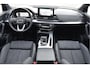 Audi Q5 55 TFSI e S-Line 367 Pk Quantum Grey Exclusive Pano Luchtvering ACC Sfeer 20 Inch