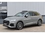 Audi Q5 55 TFSI e S-Line 367 Pk Quantum Grey Exclusive Pano Luchtvering ACC Sfeer 20 Inch