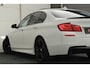 BMW 5-Serie 528i Softclose HUD Pano Memory Keyless Schermen achter