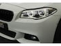 BMW 5-Serie 528i Softclose HUD Pano Memory Keyless Schermen achter