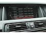 BMW 5-Serie 528i Softclose HUD Pano Memory Keyless Schermen achter