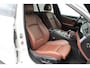 BMW 5-Serie 528i Softclose HUD Pano Memory Keyless Schermen achter