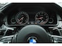 BMW 5-Serie 528i Softclose HUD Pano Memory Keyless Schermen achter