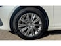 Peugeot 308 1.2 PURETECH 130PK 5-DRS ALLURE AUTOMAAT / NAVI / LEDER / CLIMA / FULL-LED / PDC / PARELMOER / PANO. DAK / 16" LMV / TREKHAAK  !!