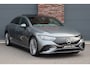 Mercedes-Benz EQE 300 AMG Line 90 kWh | Luchtvering | Distronic | Panoramadak | Memory | Warmtepomp | Keyless Go | Camera | Dodehoekassistent |