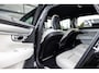 Volvo V90 B4 Ultimate Dark, ACC, Trekhaak, 1e eigenaar, Stuurverwarming!