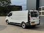 Renault Trafic 2.0 D 150pk  L2H1 Navi - carplay/android auto - bijr stoel - ramen achter + schuifdeur - trekhaak