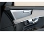 Volvo XC90 2.0 T8 AWD 335kW/456pk Aut8 Recharge Ultra Bright 7P LUCHTVERING + HARMAN/KARDON + MASSAGE + ALCANTARA HEMEL + ADAPT.CRUISE + PANORAMADAK + HEAD-UP + STOELVERWARMIN V&A + STUURVERWARMING + LEDEREN DASHBOARD + 360 CAMERA + STOELVENTILATIE + 21" LM-VELGEN!!