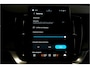 Volvo XC90 2.0 T8 AWD 335kW/456pk Aut8 Recharge Ultra Bright 7P LUCHTVERING + HARMAN/KARDON + MASSAGE + ALCANTARA HEMEL + ADAPT.CRUISE + PANORAMADAK + HEAD-UP + STOELVERWARMIN V&A + STUURVERWARMING + LEDEREN DASHBOARD + 360 CAMERA + STOELVENTILATIE + 21" LM-VELGEN!!