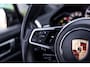 Porsche Cayenne Coupé 3.0 E-Hybrid, Pano, Trekhaak, PASM, Chrono, All Black!