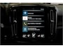 Volvo XC40 1.5 T5 Plug-in Hybrid 193kW/262pk DCT7 Ultimate Bright FACELIFT! PANORAMADAK + HARMAN/KARDON + ADAPT.CRUISE + PILOT ASSIST + NAVI SENSUS + BLIS + LANE ASSIST + EL.STOELEN + STOEL-&STUURVERWARMING + CAMERA + KEYLESS + PARKSENSOREN V&A + 19” LM-VELGEN!!
