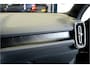 Volvo XC40 1.5 T5 Plug-in Hybrid 193kW/262pk DCT7 Ultimate Bright FACELIFT! PANORAMADAK + HARMAN/KARDON + ADAPT.CRUISE + PILOT ASSIST + NAVI SENSUS + BLIS + LANE ASSIST + EL.STOELEN + STOEL-&STUURVERWARMING + CAMERA + KEYLESS + PARKSENSOREN V&A + 19” LM-VELGEN!!