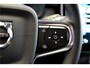Volvo XC40 1.5 T5 Plug-in Hybrid 193kW/262pk DCT7 Ultimate Bright FACELIFT! PANORAMADAK + HARMAN/KARDON + ADAPT.CRUISE + PILOT ASSIST + NAVI SENSUS + BLIS + LANE ASSIST + EL.STOELEN + STOEL-&STUURVERWARMING + CAMERA + KEYLESS + PARKSENSOREN V&A + 19” LM-VELGEN!!